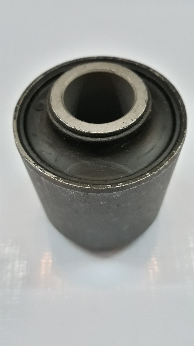 Buje Parr. Inferior Chico Kia Sportage - Gran Sportage 93/03