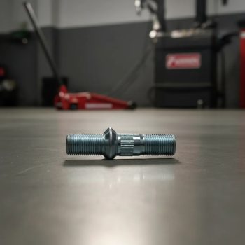 Bulon Rueda Trasera Izquierda Para Hyundai Hd65-hd72-hd78