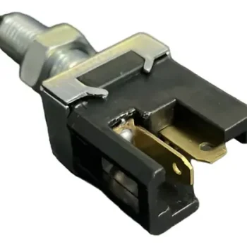 Bulbo Stop Para Mitsubishi L200 91-01 4x2-4x4 - K14-k34