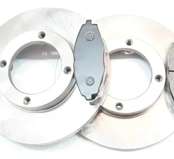 Kit Discos + Pastillas Freno Delanteras Chery Qq 2010/2015